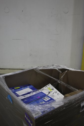 3 Pallets – 343 Pcs – In Ear Headphones, Monitors, Other, Networking – Untested Customer Returns – Walmart
