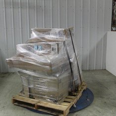 1 Pallets - 8 Pcs - New Camping & Hiking, Outdoor Play - New and New Damaged Box - Walmart