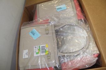 1 Parcel Box – 10 Pcs – Like New and New Apparel – Backpacks, Bags, Wallets & Accessories – JC Penney