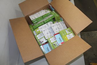WEEKEND SPECIAL – 6 Pallets – 587 Pcs – New Office Supplies – New and New Damaged Box – Walmart