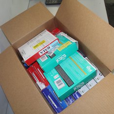 1 Parcel Box Box- 25 Pcs - Other - Customer Returns (Plug and Play Tested) - Samsung, Motorola, TCL, BLU - Walmart