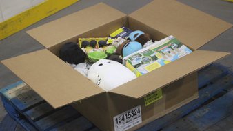 3 Parcel Boxes – 105 Pcs – Boardgames, Puzzles & Building Blocks, Stuffed Animals, Dolls – NEW/SEALED Products – Walmart