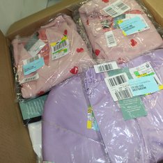 1 Parcel Box - 49 Pcs - Like New and New Apparel - Suits & Sportcoats, T-Shirts, Polos, Sweaters, Dress Shirts - JC Penney