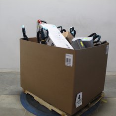 1 Pallet - 15 Pcs - Vacuums - Damaged / Missing Parts / Tested NOT WORKING - Shark, Dyson, Bobsweep