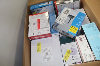 1 Parcel Box – 18 Pcs – Networking – OPEN BOX UNTESTED RETURNS – Walmart