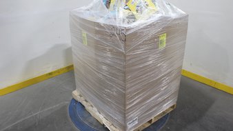 1 Pallets – 32 Pcs – New Dolls, Boardgames, Puzzles & Building Blocks, Bar Refrigerators & Water Coolers – New and New Damaged Box – Walmart