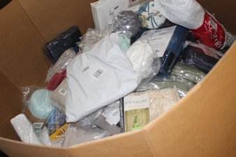 12 Pallets – 1023 Pcs – Curtains & Window Coverings, Decorations & Favors, Decor, Bedding Sets – Like New or New Customer Returns – JC Penney