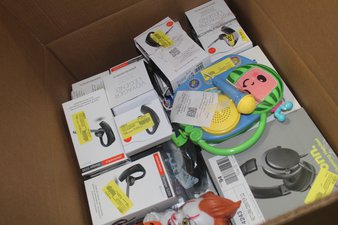 1 Parcel Box – 30 Pcs – Over Ear Headphones – OPEN BOX UNTESTED RETURNS – Walmart