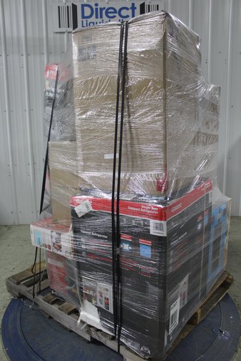 1 Pallets – 9 Pcs – New Camping & Hiking, Heaters, Food Processors, Blenders, Mixers & Ice Cream Makers – New and New Damaged Box – Walmart