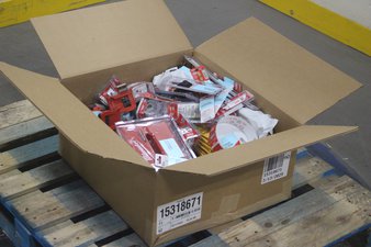 3 Parcel Boxes – 148 Pcs – Tool Accessories, Hardware – Conditionally Assessed Milwaukee Tools Returns (Conditions in Manifest)