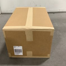 1 Parcel Box - 51 Pcs - Underwear & Socks, T-Shirts, Polos, Sweaters - Untested Customer Returns - Darn Tough, Under Armour, Columbia, ActionHeat - Outdoor Retailer