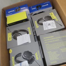 1 Parcel Box - 17 Pcs - Over Ear Headphones - OPEN BOX UNTESTED RETURNS - Walmart