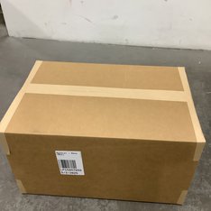1 Parcel Box - 45 Pcs - T-Shirts, Polos, Sweaters, Underwear & Socks - Untested Customer Returns - Columbia, Under Armour, ARIAT, Darn Tough - Outdoor Retailer