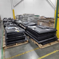 Truckload 20 Pallets - 211 Pcs - LED & LCD - Damaged / Missing Parts / Tested NOT WORKING - Samsung, VIZIO, Onn, TCL