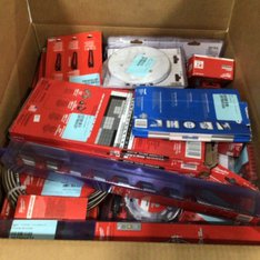 1 Parcel Box - 44 Pcs - Milwaukee Tools - Untested Customer Returns - Major Retailer