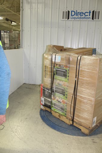 1 Pallet – 15 Pcs – Microwaves, Not Powered, Ovens / Ranges – Overstock CL – Hamilton Beach, Upgo, Mainstays