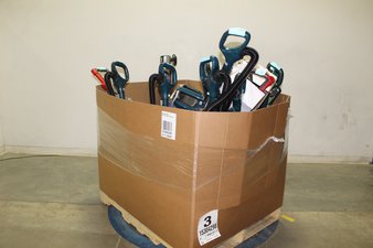 1 Pallet – 21 Pcs – Vacuums – Damaged / Missing Parts / Tested NOT WORKING – Shark, Bobsweep, Dyson