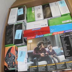 1 Parcel Box - 28 Pcs - Microsoft, Other - OPEN BOX UNTESTED RETURNS - Walmart