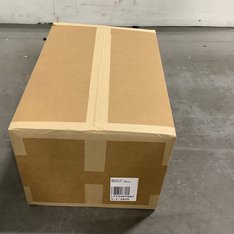 1 Parcel Box - 43 Pcs - Jeans, Pants, Legging & Shorts, T-Shirts, Polos, Sweaters & Cardigans, Underwear, Intimates, Sleepwear & Socks - Untested Customer Returns - Columbia, Under Armour, Wrangler - Outdoor Retailer
