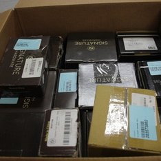 1 Parcel Box - 44 Pcs - Hardware, Kitchen & Bath Fixtures - Untested Customer Returns - Signature Hardware