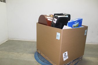 3 Pallets – 106 Pcs – Monitors, Portable Speakers, Speakers, In Ear Headphones – Untested Customer Returns – Walmart
