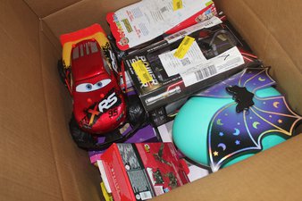 1 Parcel Box – 13 Pcs – Action Figures, Stuffed Animals – OPEN BOX UNTESTED RETURNS – Walmart