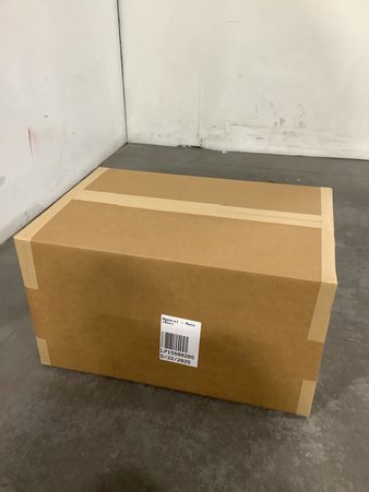 1 Parcel Box – 49 Pcs – Jeans, Pants & Shorts, T-Shirts, Polos, Sweaters – Untested Customer Returns – Under Armour, Columbia, The North Face, Wrangler – Outdoor Retailer