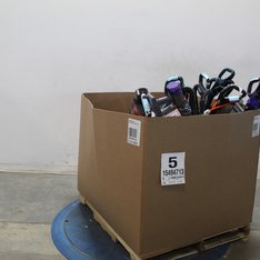 1 Pallet - 21 Pcs - Vacuums - Damaged / Missing Parts / Tested NOT WORKING - Dyson, Shark, Shark Navigator, Hoover