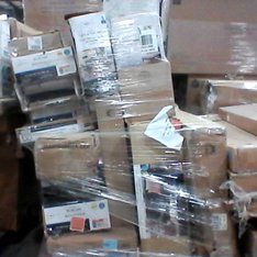 3 Pallets - 36 Pcs - New Bedroom, Office, Mattresses - New and New Damaged Box - Walmart