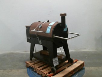 Pallet – Pit Boss 75952 Memphis Ultimate 4-in-1 Gas & Charcoal Combo Grill with Smoker Black – Customer Returns – Pit Boss