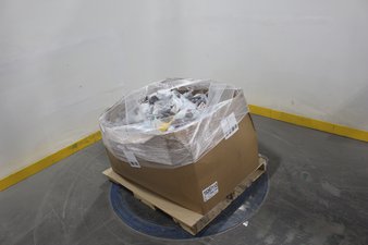 1 Pallet – 554 Pcs – Milwaukee Batteries, Tool Accessories – Major Retailer