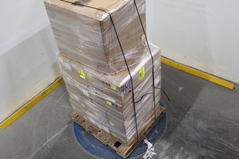 1 Pallet – 17 Pcs – New Decor – New and New Damaged Box – Walmart