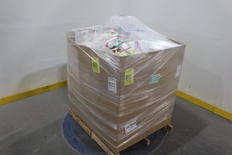 6 Pallets – 783 Pcs – New Blankets, Throws & Quilts, Pillows, Underwear, Intimates, Sleepwear & Socks, Ink, Toner, Accessories & Supplies – New and New Damaged Box – Walmart