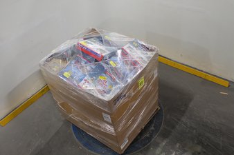 1 Pallets – 63 Pcs – New Boardgames, Puzzles & Building Blocks, Action Figures, Dolls, Vehicles, Trains & RC – New and New Damaged Box – Walmart