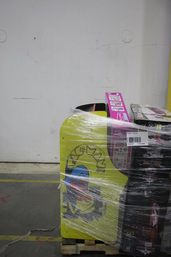 4 Pallets – 75 Pcs – Shredders, Powered, Safes, Camping & Hiking – Untested Customer Returns – Walmart