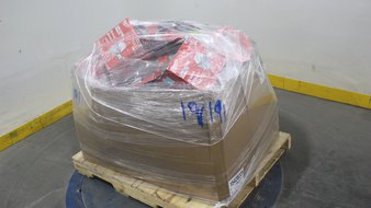 1 Pallet – 197 Pcs – Milwaukee Safety Clothing & Equipment – Major Retailer