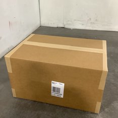 1 Parcel Box - 49 Pcs - Jeans, Pants & Shorts, T-Shirts, Polos, Sweaters - Untested Customer Returns - Under Armour, Columbia, The North Face, Wrangler - Outdoor Retailer