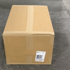 1 Parcel Box - 62 Pcs - T-Shirts, Polos, Sweaters, Jeans, Pants & Shorts - Untested Customer Returns - Columbia, Under Armour, Wrangler, huk - Outdoor Retailer