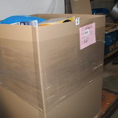 6 Pallets - 673 Pcs - Curtains & Window Coverings, Decorations & Favors, Decor, Sheets, Pillowcases & Bed Skirts - Like New or New Customer Returns - JC Penney