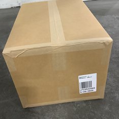 1 Parcel Box - 35 Pcs - Jeans, Pants, Legging & Shorts, Jackets & Outerwear, T-Shirts, Polos, Sweaters & Cardigans - Untested Customer Returns - Columbia, Under Armour, Wrangler - Outdoor Retailer