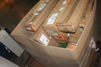 6 Pallets – 346 Pcs – Decorations & Favors, Kitchen & Dining, Curtains & Window Coverings, Decor – Like New or New Customer Returns – JC Penney
