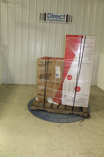 3 Pallets – 17 Pcs – New Refrigerators, Freezers, Fans – New and New Damaged Box – Walmart