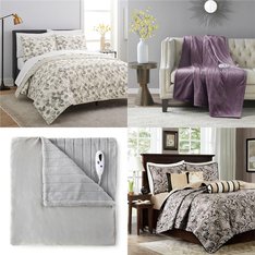 Pallet - 31 Pcs - Pillows and Blankets - Like New - Private Label Home Goods, Home Essence, Biddeford, Vellux