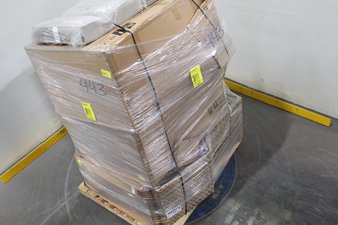 1 Pallets – 3 Pcs – New Patio – New and New Damaged Box – Walmart