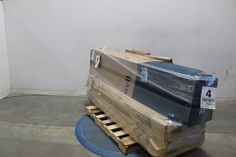 1 Pallets – 15 Pcs – New T-Shirts, Polos, Sweaters & Cardigans – New and New Damaged Box – Walmart