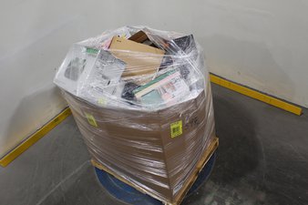 1 Pallets – 66 Pcs – New Microsoft, All-In-One, Shaving, Over Ear Headphones – New and New Damaged Box – Walmart