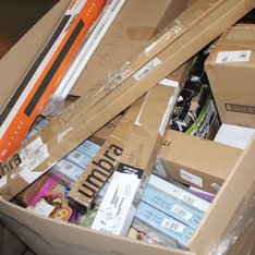 6 Pallets - 1237 Pcs - Curtains & Window Coverings, Decor, Bath, Sheets, Pillowcases & Bed Skirts - Like New or New Customer Returns - JC Penney