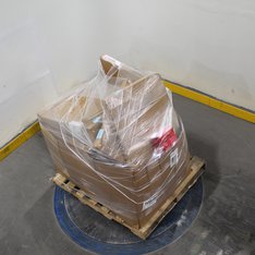 1 Pallet - 138 Pcs - Milwaukee Office Supplies, Hand Tools, Kitchen & Dining, T-Shirts, Polos, Sweaters - Major Retailer