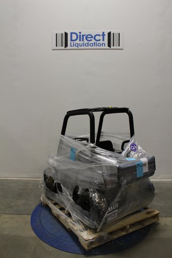 Walmart Pallet Realtree 24 Volt UTV ride on by Dynacraft with custom Realtree graphics and working Headlights Toys Customer Returns Realtree