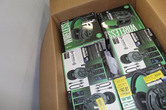 1 Parcel Box – 21 Pcs – Audio Headsets – OPEN BOX UNTESTED RETURNS – Walmart
